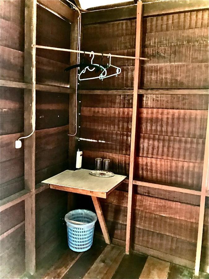 Frog Garden Hut Hotel Koh Phayam Luaran gambar